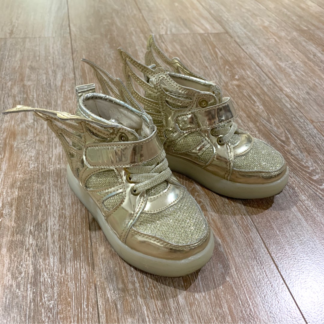Sepatu gold boy wing, Babies & Kids, Boys' Apparel, 1 to 3 Years on ...