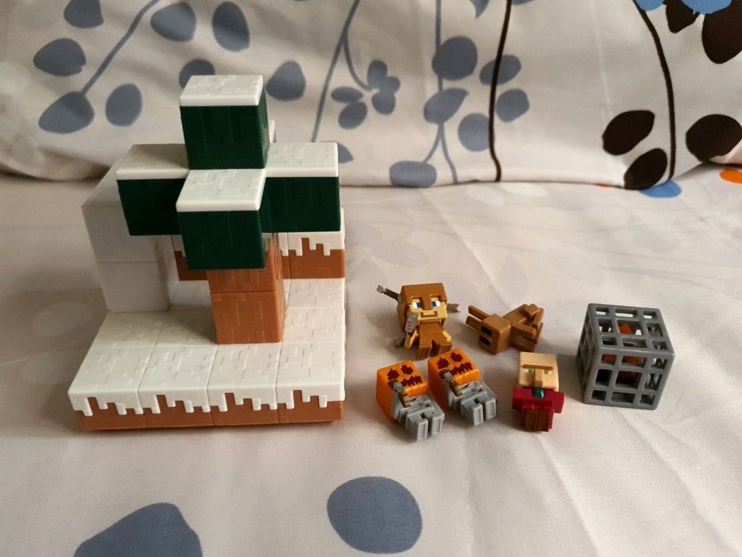 SET Minecraft MATTEL mystery box mini figure mini figures