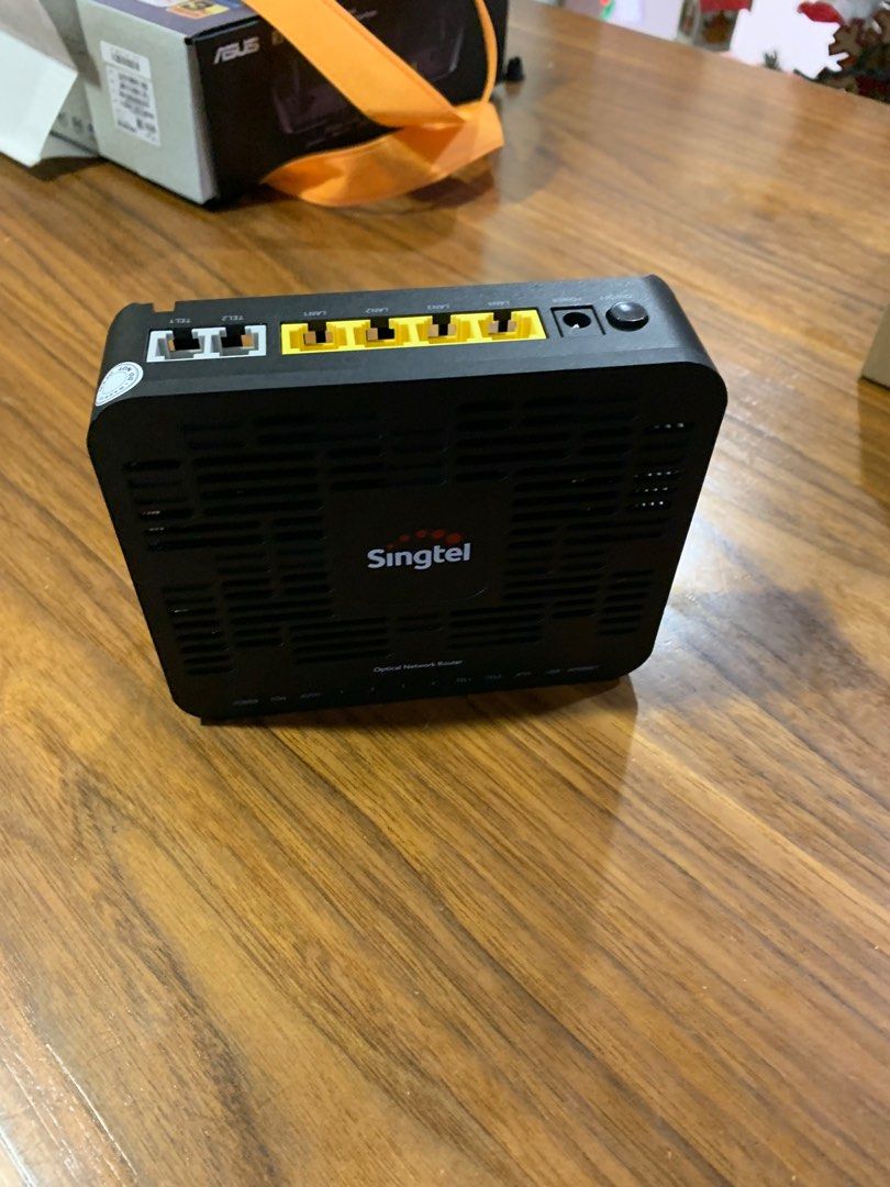 Singtel Mesh Router and Modem, Computers & Tech, Parts & Accessories