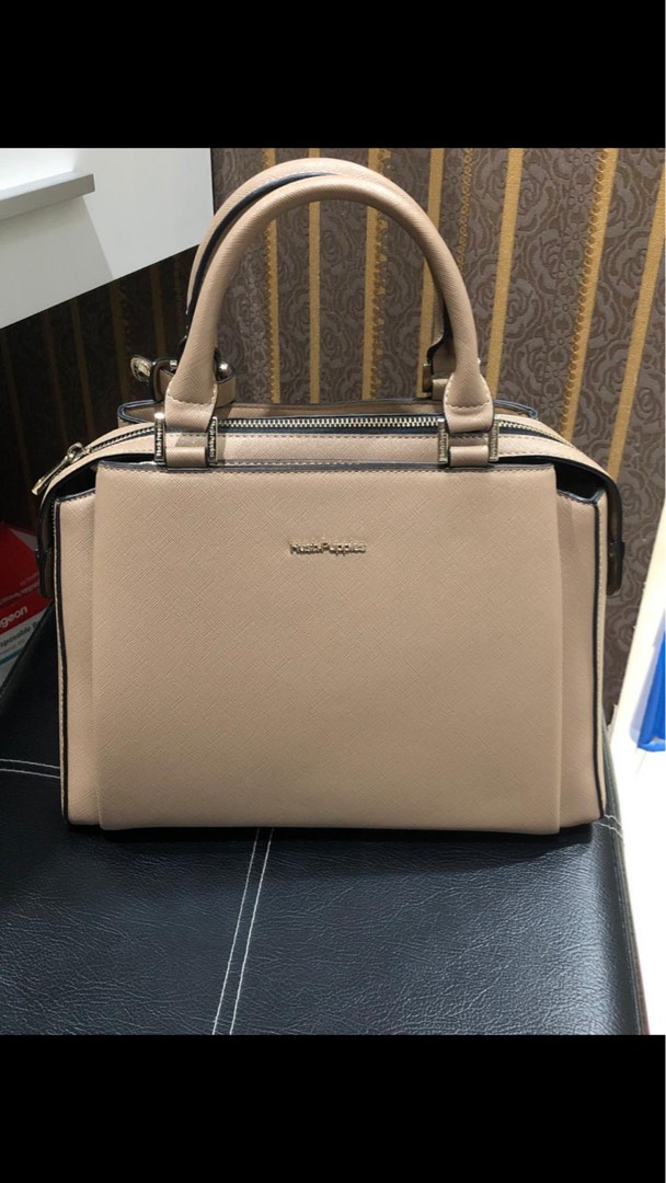 Tas Hush Puppies Original, Fesyen Wanita, Tas & Dompet di Carousell
