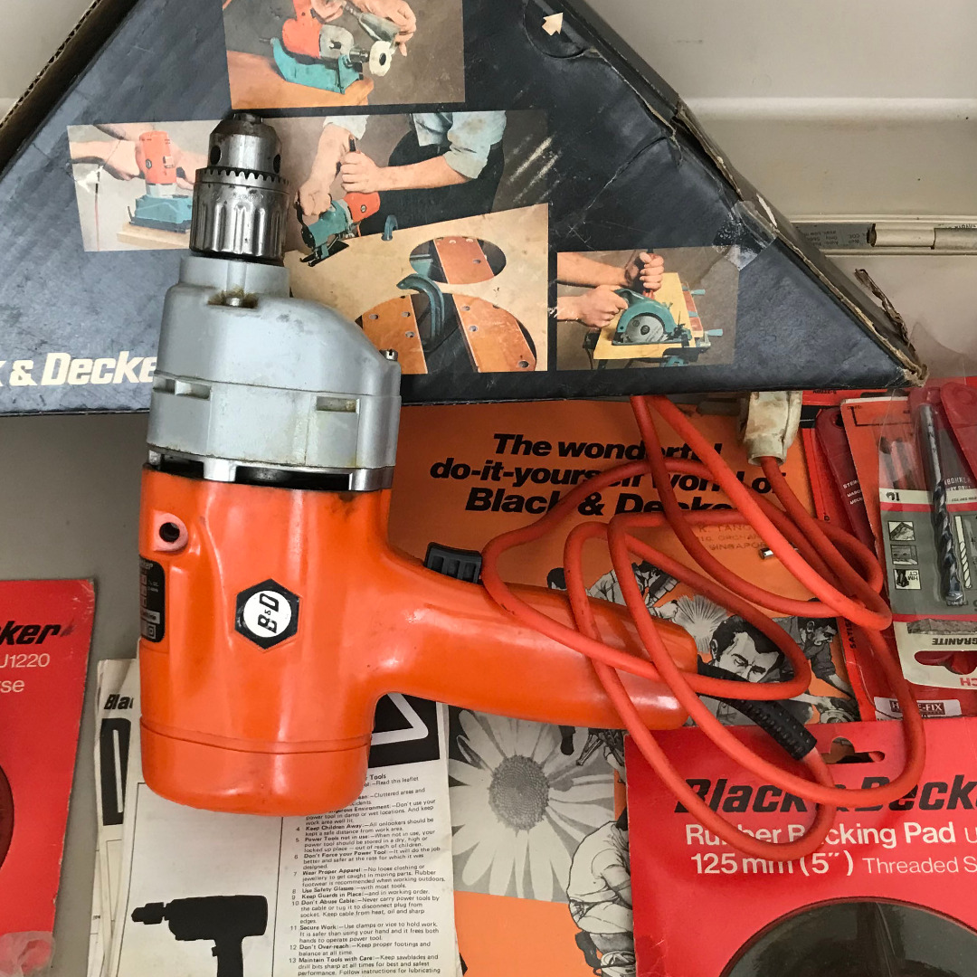 Black and decker drill old store