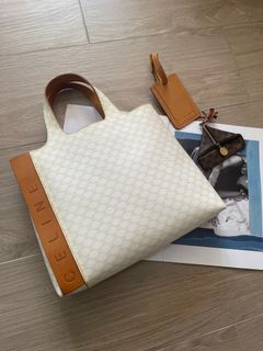 （分類：）位於 。 由 enchanted.qq 提交（商品編號 1201913907，圖片 1）。簡介： 。