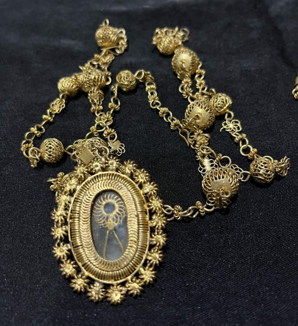 Vintage Set of Tambourine Fashion Jewelry Women s Fashion