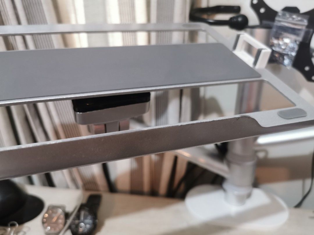 Viozon Monitor and Laptop mount, Mobile Phones & Gadgets, Mobile