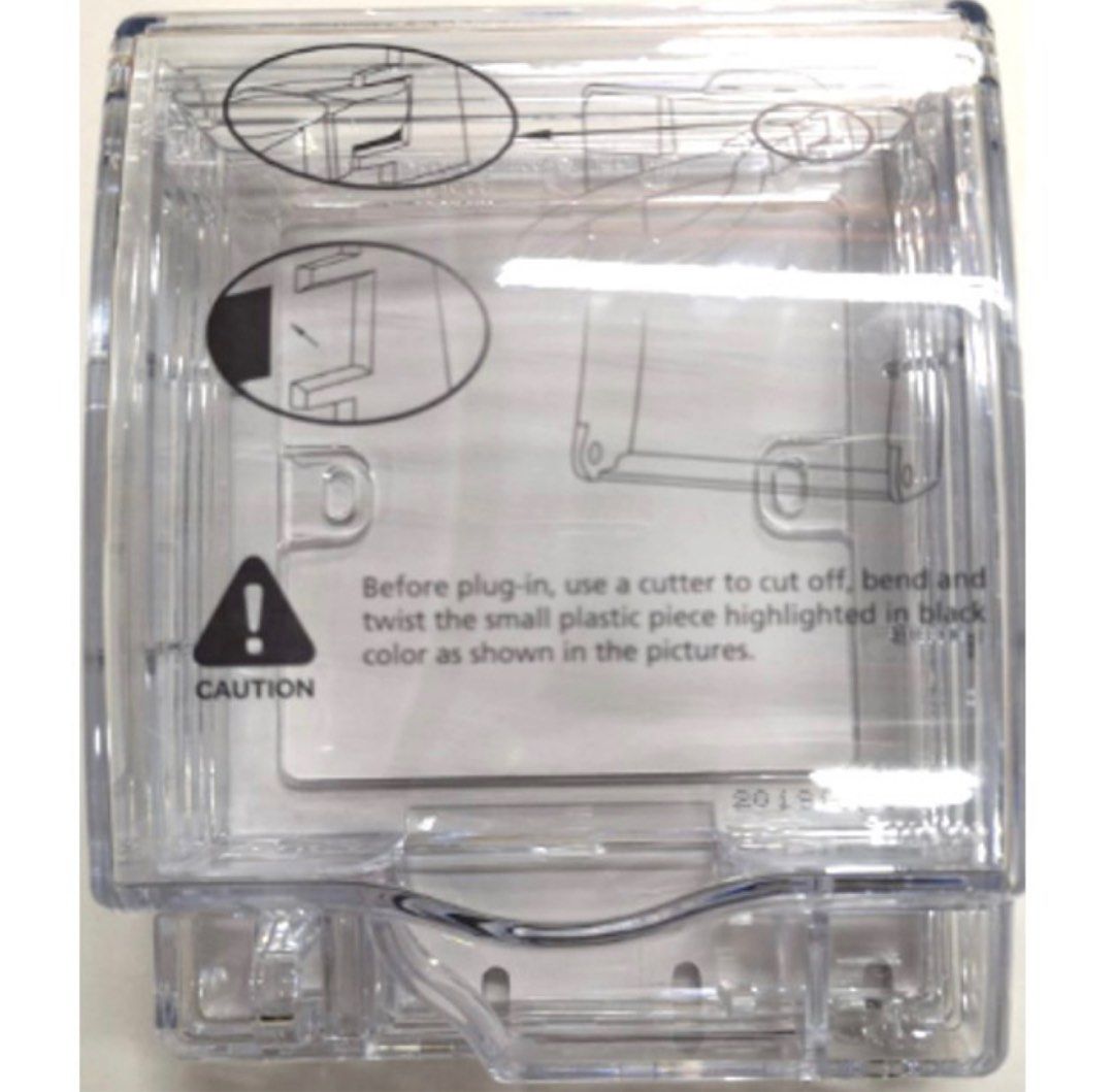 Waterproof Socket Box (Category: Electrical, Adaptors & Sockets) located in Singapore. Submitted by qxlow88 (Listing ID 1201897220, Image 1). Description: 1 for $6 2 for $10.