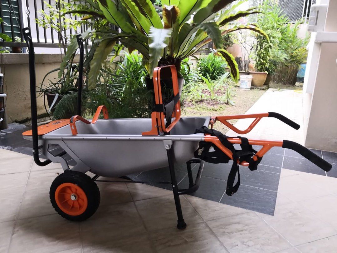 Aerocart 8-in-1 Yard Cart / Wheelbarrow / Dolly