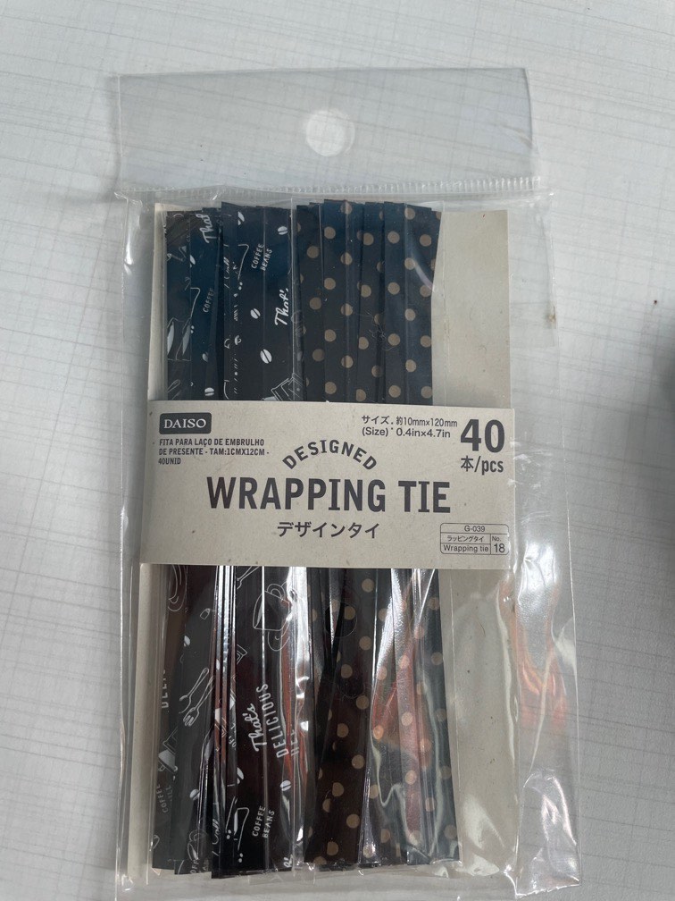 wrapping a tie