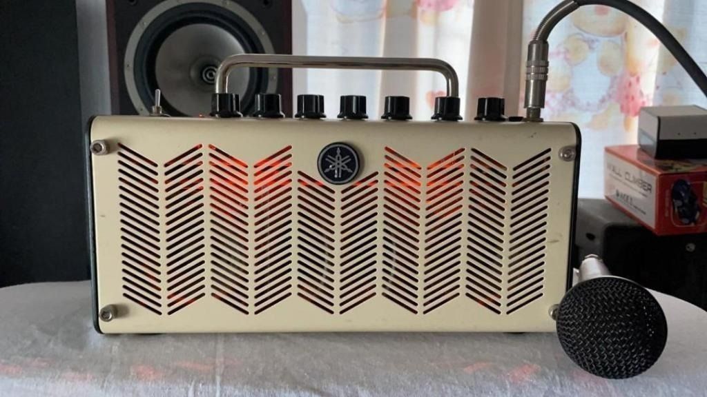 Yamaha THR5 guitar Amplifier 結他放大器結他擴音器(連火牛), 音響