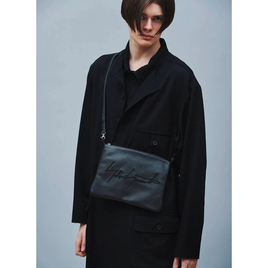 Yohji Yamamoto discord signature sacoche bag, Men's Fashion, Bags