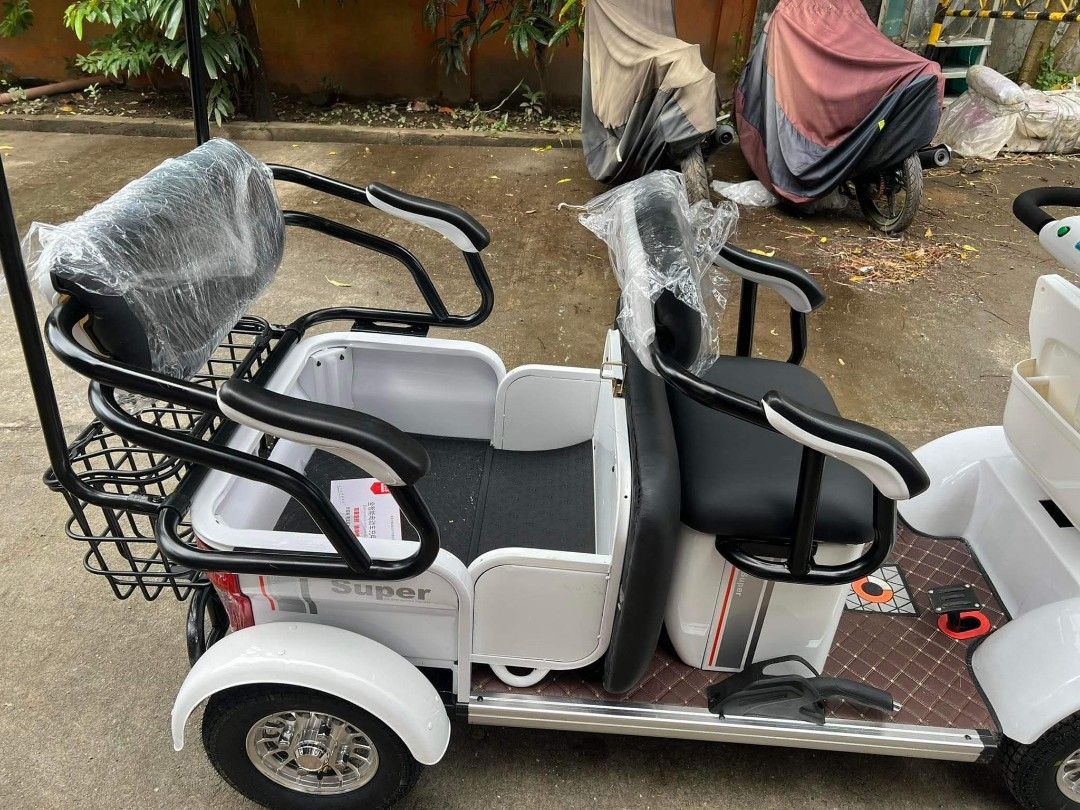 ZEUS SUPER 009 GOLF CAR 4-WHEELS FAMILY SIZE ELECTRIC VEHICLE, Sports ...