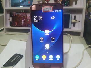 三星 S7 SM-G930FD 可玩天堂W【二手中古】