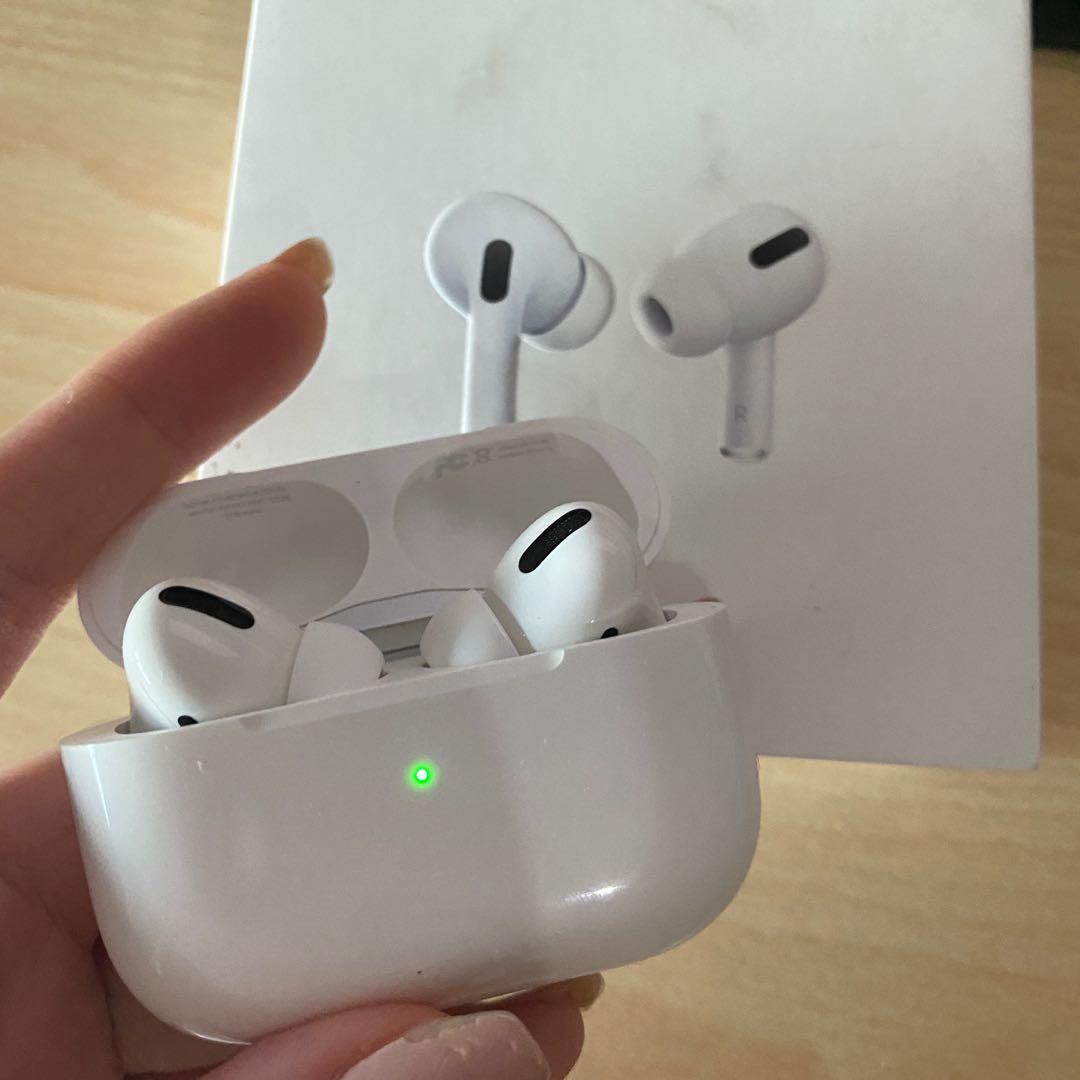 Airpods Pro with Wireless Charging Case (Category: Earphones) located in Cabanatuan. Submitted by makeup_goodies (Listing ID 1141088042, Image 1). Description: AUTHENTIC. PURCHASED FROM AMAZON US. Complete with Box. Same Serialnumber on Box and Airpods Pro. No scratches, no damages. Never dropped. SRP: 15,000 👉🏻Now: ₱12,000 nalang. RFS: Prefer my Sony OverEar Headphones..