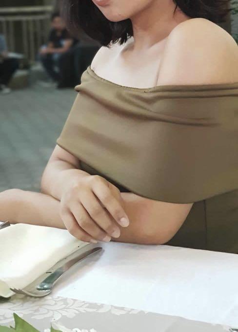 Army green off shoulder ruffled gown (Category: Evening dresses & gowns) located in Quezon City. Submitted by mrliban (Listing ID 1141078195, Image 1). Description: Used only once for a wedding.