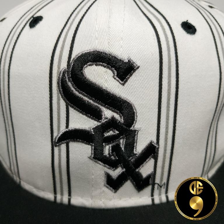 Vintage MLB Chicago White Sox Crest American Needle Wool Snapback Hat – 🎅  Bad Santa