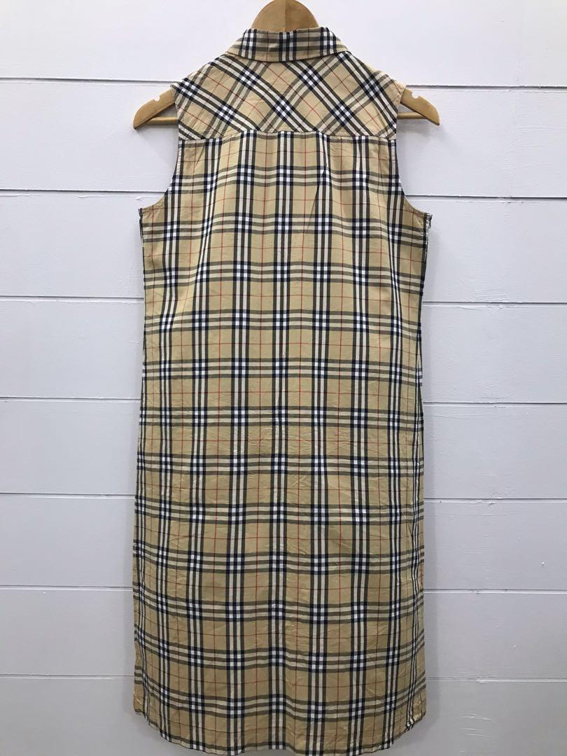 Burberry button deals up dress