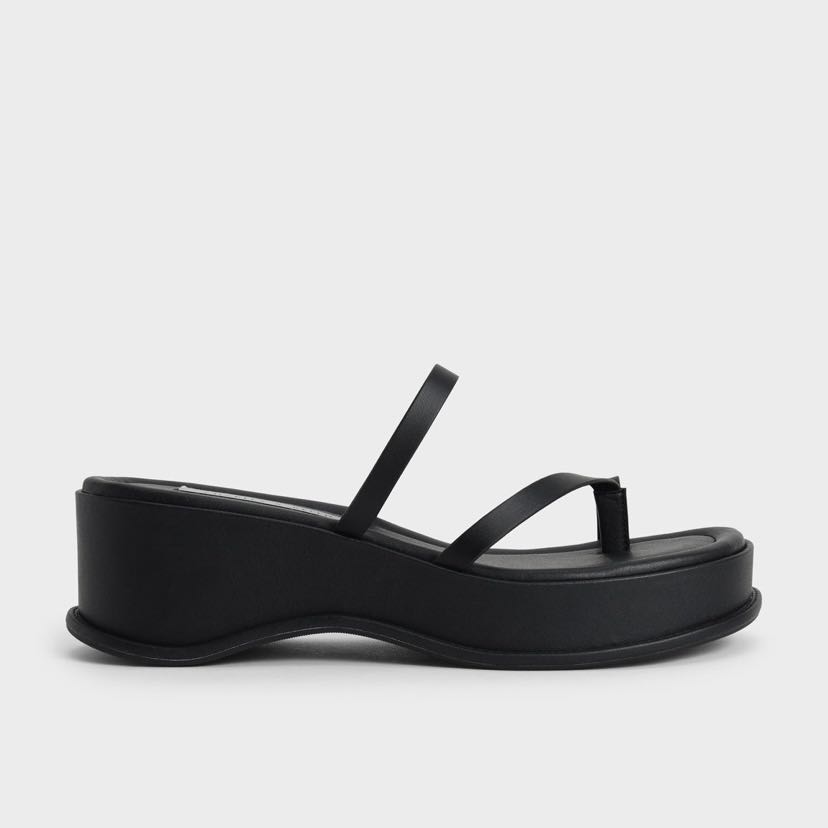 Charles & Keith Toe Loop Flatform Sandals Black, Women's Fashion ...