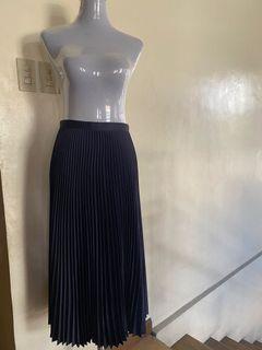 Club Monaco maxi pleated skirt