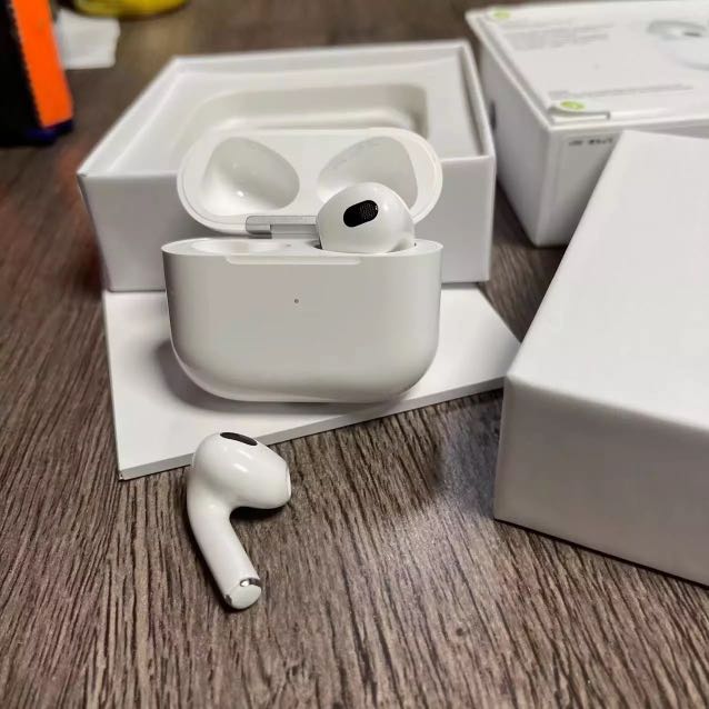 ❤️VD PROMO❤️ AirPods 3, Audio, Earphones on Carousell