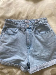 (Category: ) located in . Submitted by triciad (Listing ID 1141063877, Image 1). Description: .