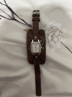 (Kategori: ) berada di . Dikirim oleh tavishapreloved (ID iklan 1141094164, Gambar 1). Deskripsi: .