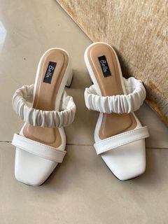 heels bella shoes white