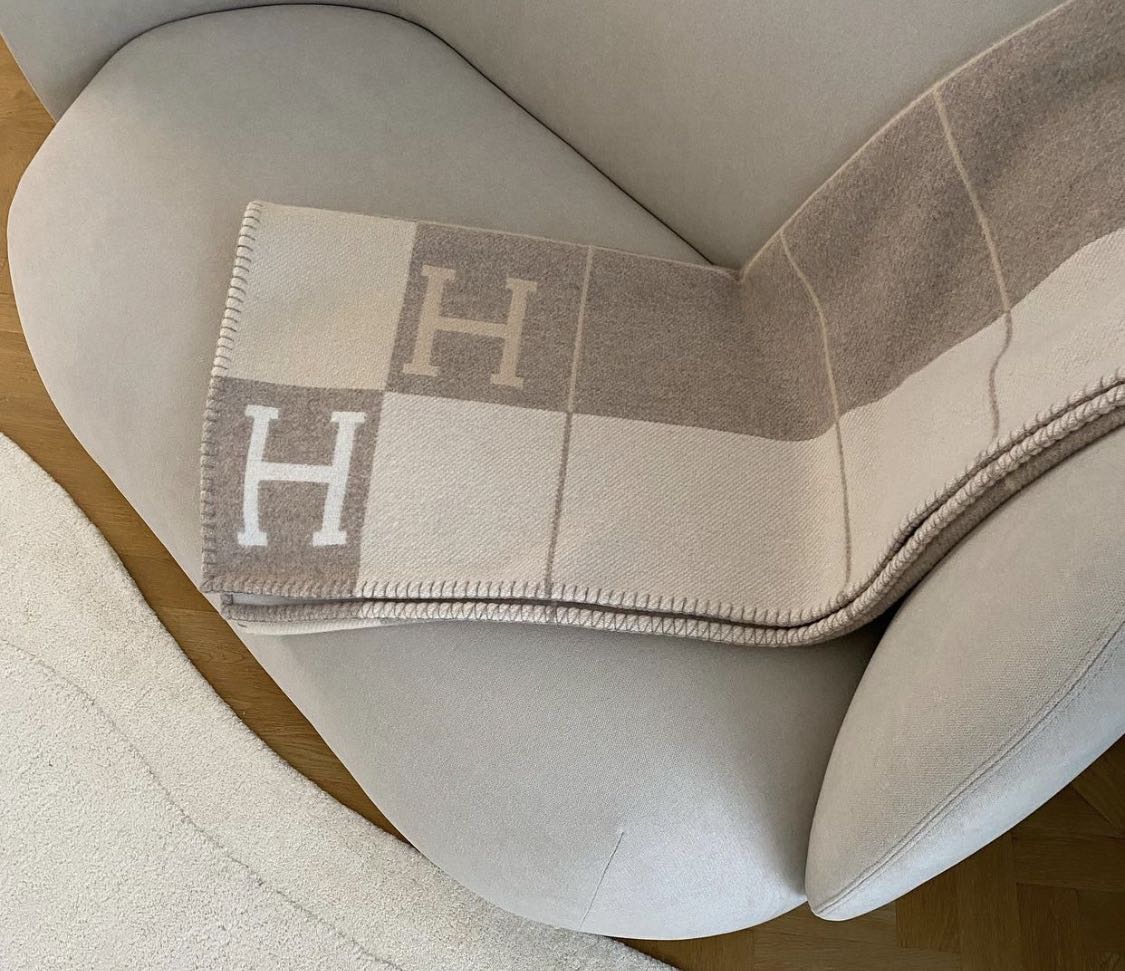 HERMES AVALON BLANKET, Everything Else on Carousell