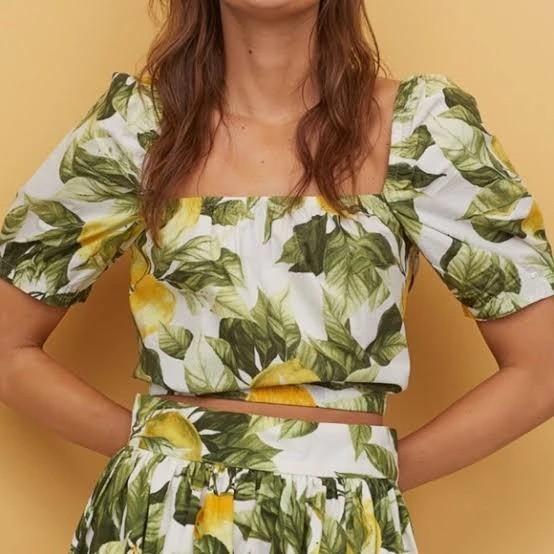 H&m lemon hotsell print top