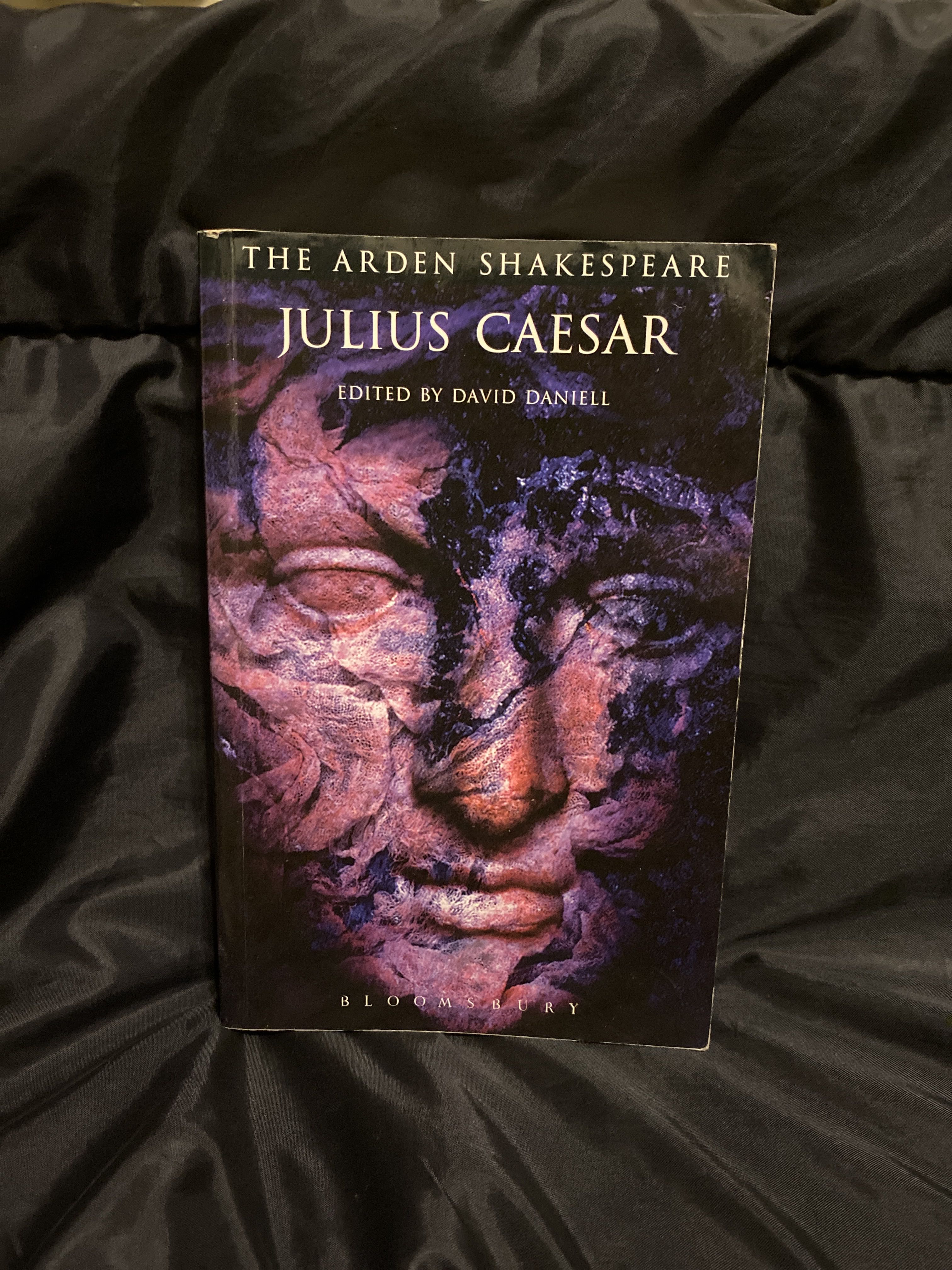Julius Caesar (Arden Shakespeare), Hobbies & Toys, Books & Magazines ...
