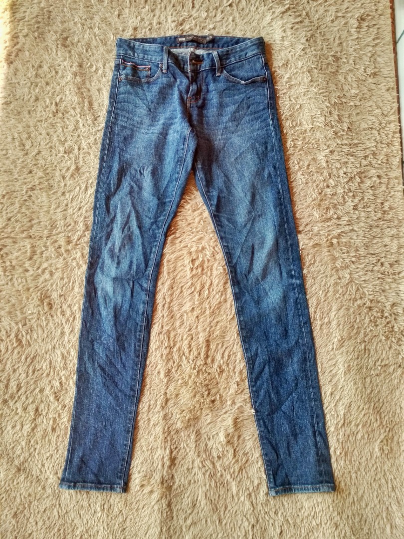 levi demi curve skinny