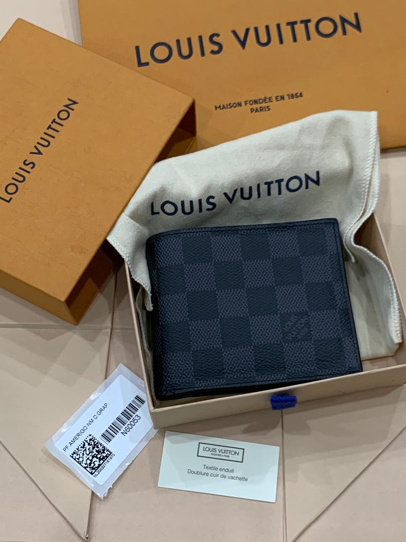 LOUIS VUITTON AMERIGO WALLET IN DAMIER GRAPHITE, Men's Fashion, Watches &  Accessories, Wallets & Card Holders on Carousell