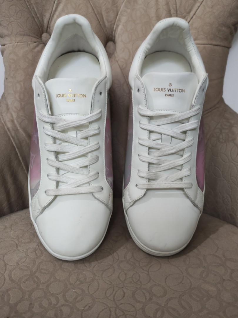 SEPATU SNEAKER LOUIS VUITTON 0932 - SNEAKER LV 0932, Fesyen Pria, Sepatu ,  Sneakers di Carousell