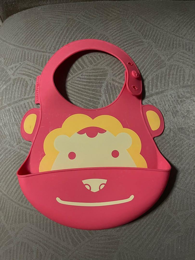 Marcus & Marcus Feeding Bib (Category: Weaning & Toddler Feeding) located in San Juan City. Submitted by addieandmatty (Listing ID 1141111508, Image 1). Description: .