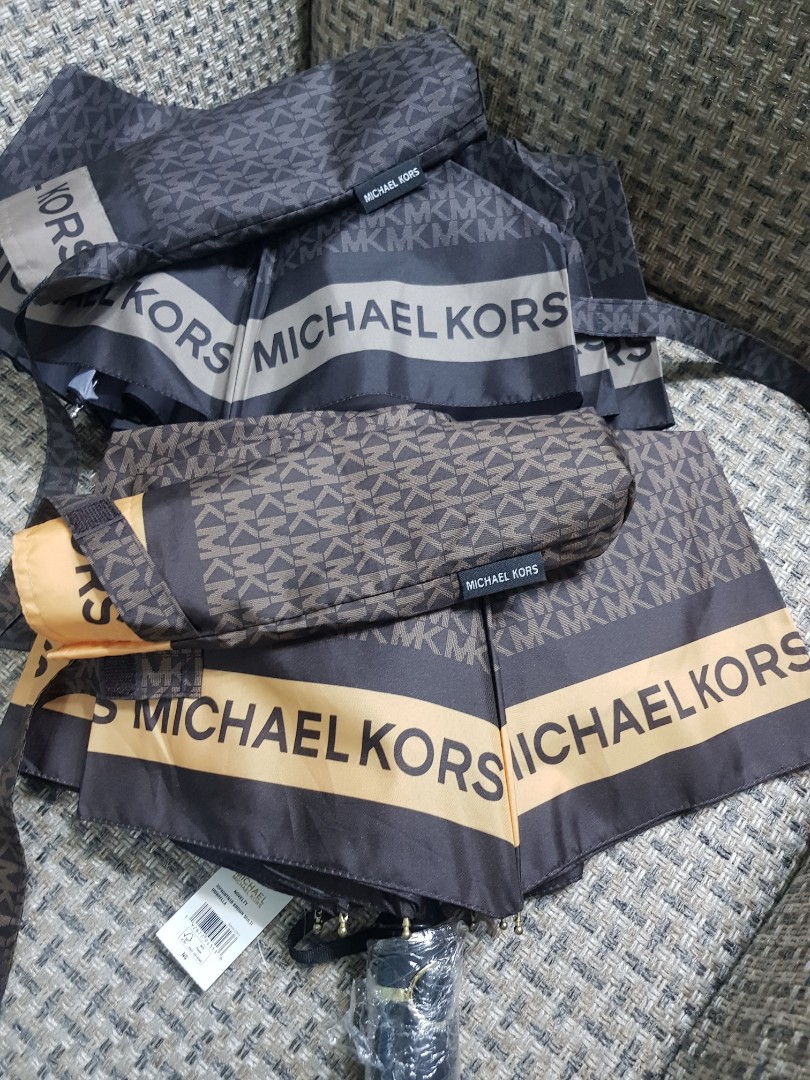Michael Kors Umbrella / Original MK Umbrella / Auhentic Michael Kors  Automatic Umbrella / Valentine Gift Idea, Hobbies & Toys, Travel, Umbrellas  on Carousell