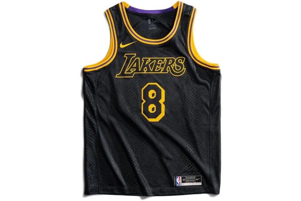 NIKE絕版高比拜仁Kobe Bryant Lakers City Edition 城市黑金蛇紋8/24曼