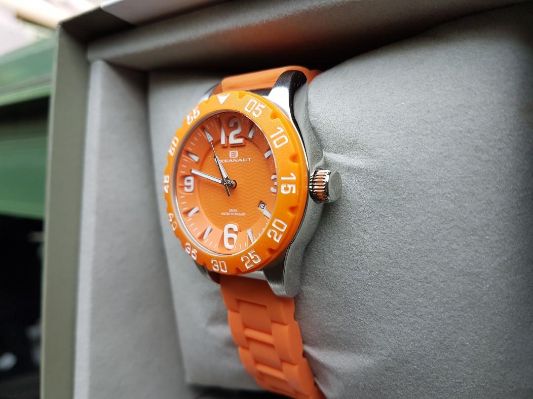 Oceanaut Women Aqua One Stainless steel Quartz watch w silicon strap model OC2814