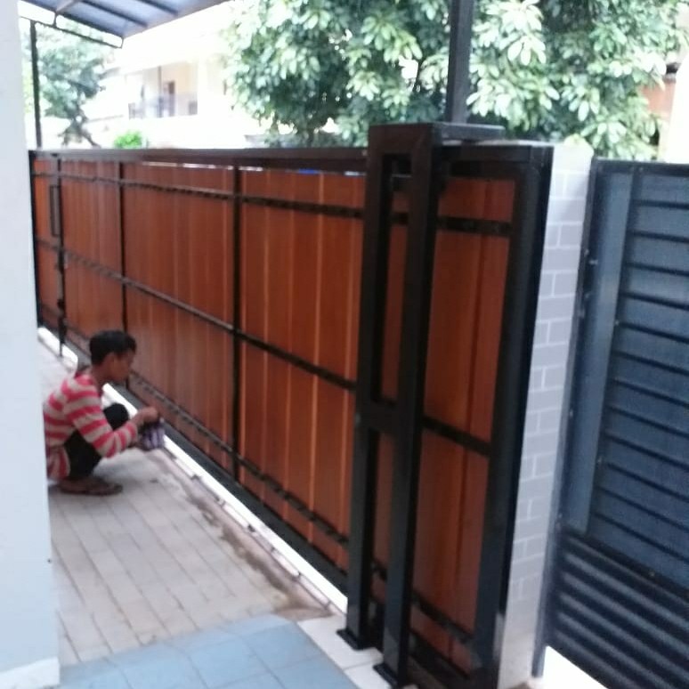 Pagar grc motif kayu, Perabotan Rumah di Carousell