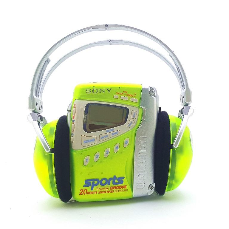 SONY WALKMAN SPORTS仕様 カセットプレーヤー WM-FS1