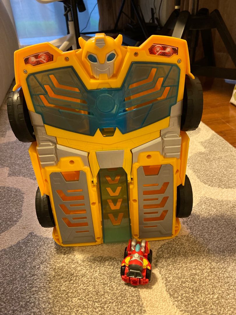 Transformers Rescue Bots Bumblebee Track Tower Hobbies And Toys Toys And Games On Carousell 