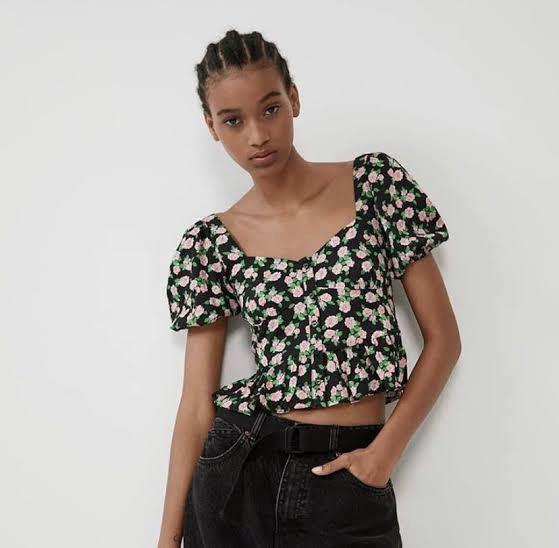 2.2 SALE) Zara Floral Puff Sleeves Crop Top, Women's Fashion, Tops, Blouses  on Carousell
