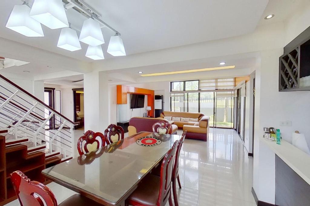 5Bedroom Twostory House and Lot For Sale in Rancho Palos Verdes