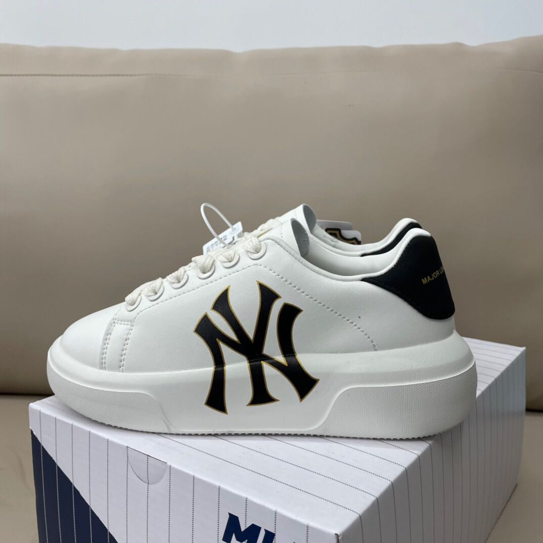 MLB New York NY sneakers sport shoes sportty wearing birthday gifts