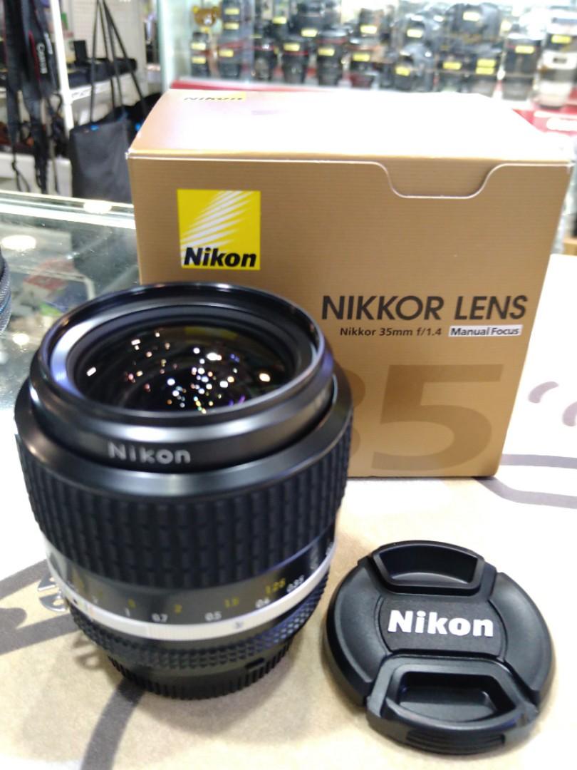 接近全新Nikon AI-S 35mm F1.4, 攝影器材, 鏡頭及裝備- Carousell