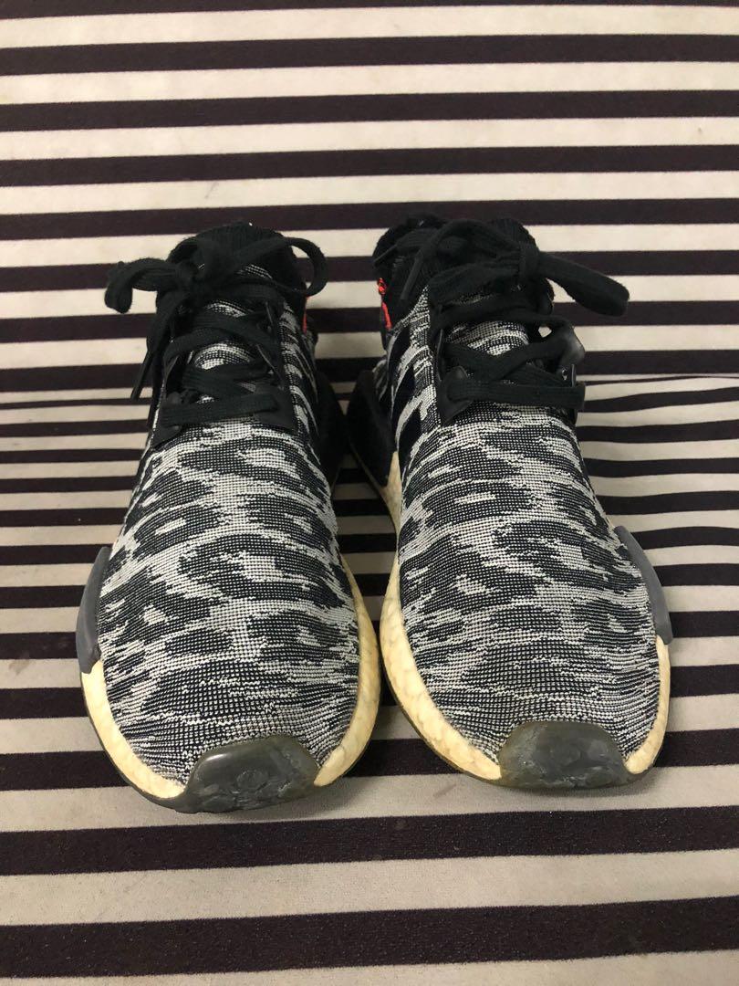 Adidas nmd on sale r2 flyknit