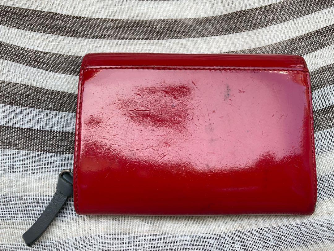 Agnes B wallet (Category: Luxury Bags & Wallets) located in Santa Rosa. Submitted by alinakatherina (Listing ID 1142744682, Image 2). Description: .