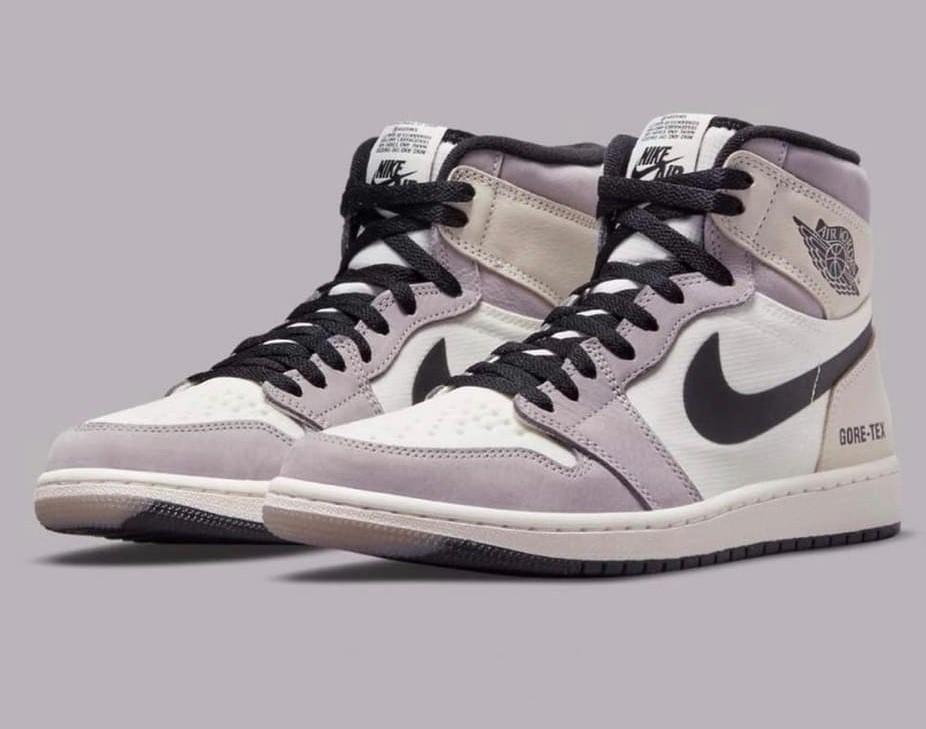 Air Jordan 1 Gore - Tex, Men's Fashion, Footwear, Sneakers on Carousell