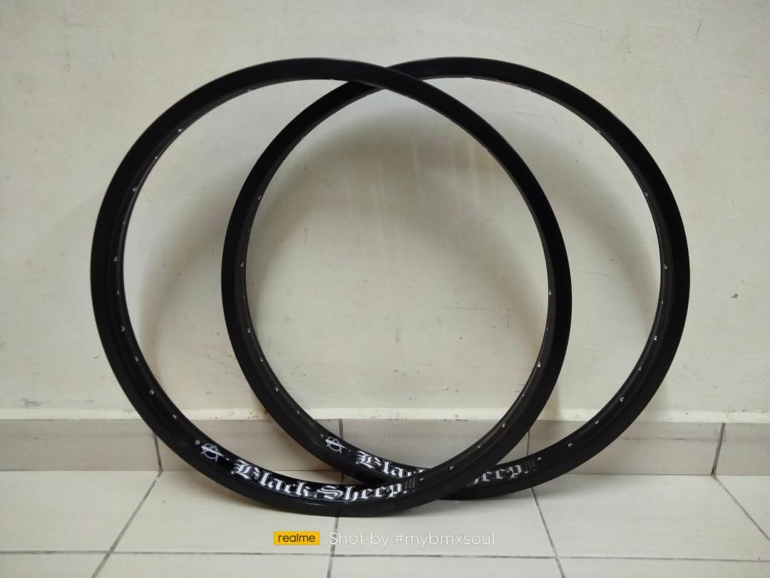 Alienation black store sheep 24