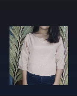 (Kategori: ) berada di . Dikirim oleh grace.collectionn (ID iklan 1142878921, Gambar 1). Deskripsi: .