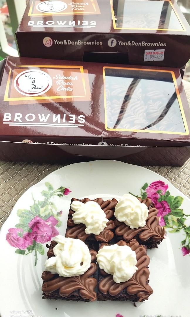 Brownies Sedap Yen & Den, Food & Drinks, Packaged & Instant Food on