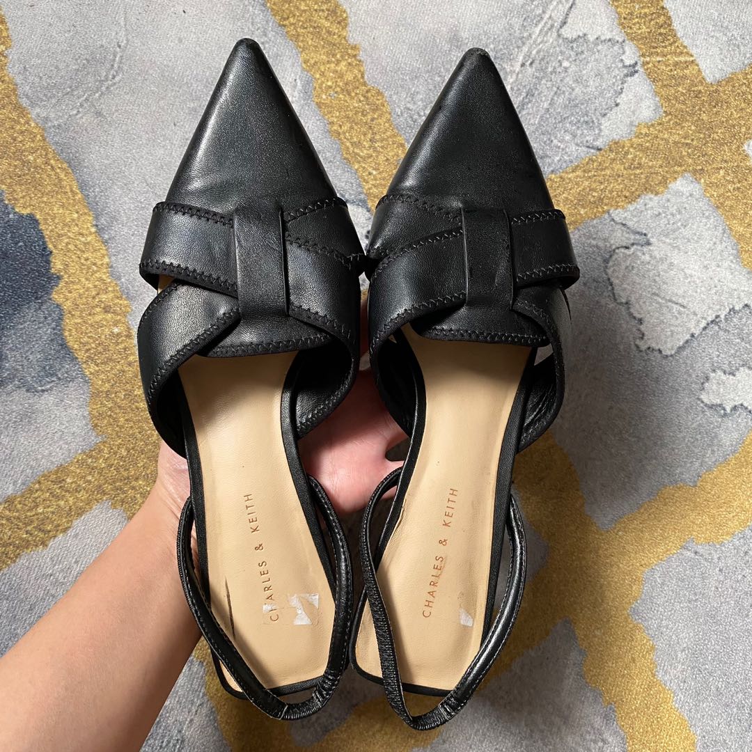 Charles and Keith Mule, Women's Fashion, Footwear, Sandals on Carousell