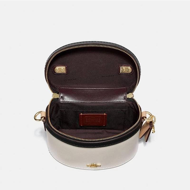 Trail bag selena gomez on sale